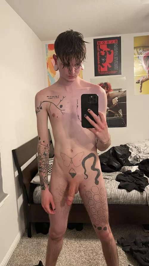 Canβt decide what to wear π€