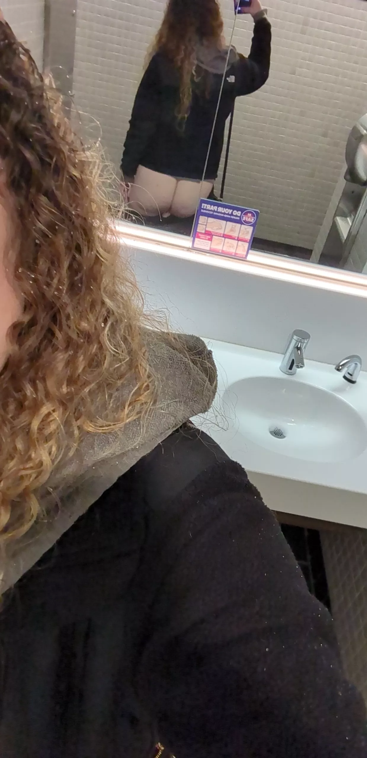 Can't help but take a picture in front of a big mirror. Glad no one walked in 😜😅