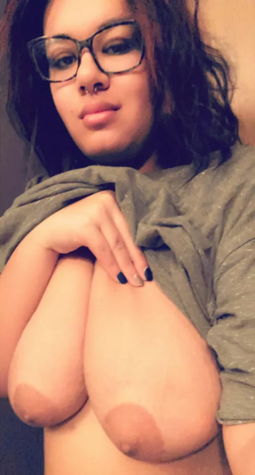 Can’t hold them up.