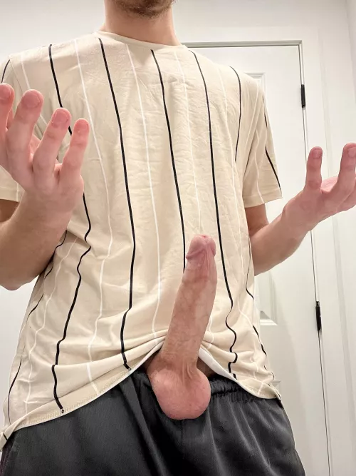 Can’t keep my cock in my pants 🤭