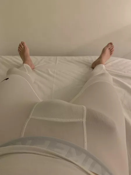 Cant sleep π€·ββοΈ