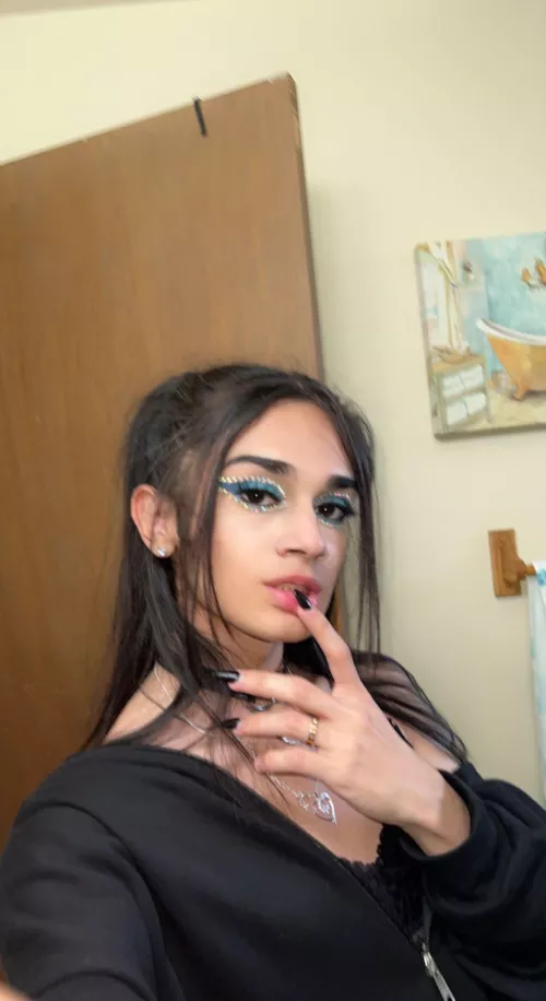 cant wait til i take this makeup off lolol cant wait til i take this makeup off lolol