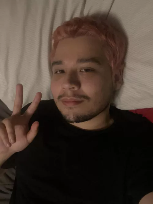 Canβt wait to be home soon and play league. Or maybe I should try Valorant again
