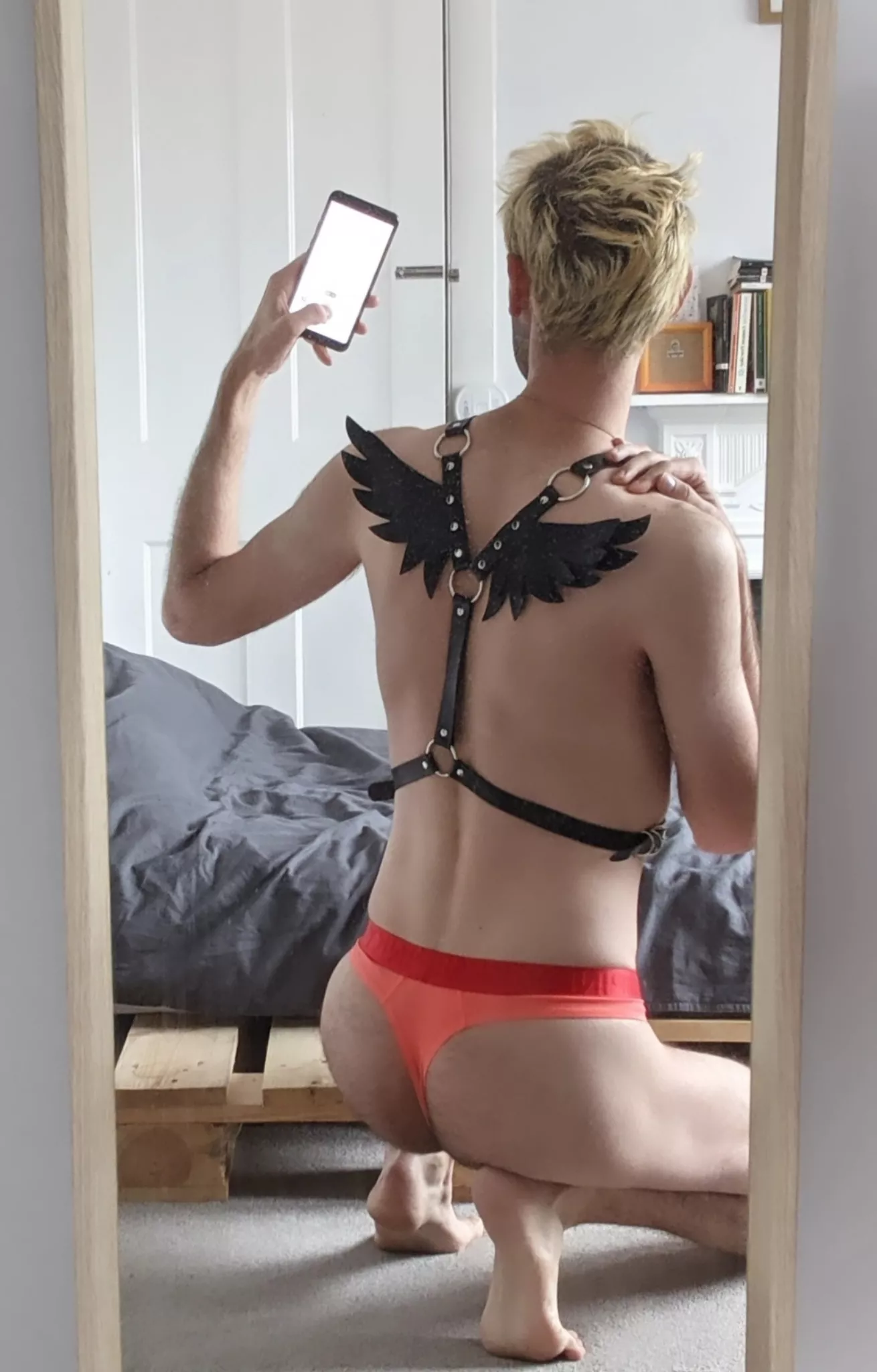 Cant wait to go clubbing in my new outfit! Cant wait to go clubbing in my new outfit!