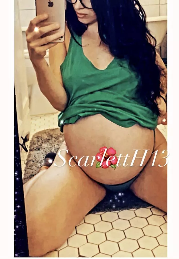 Care to put a pregnant slut on her knees? 😏 Care to put a pregnant slut on her knees? 😏