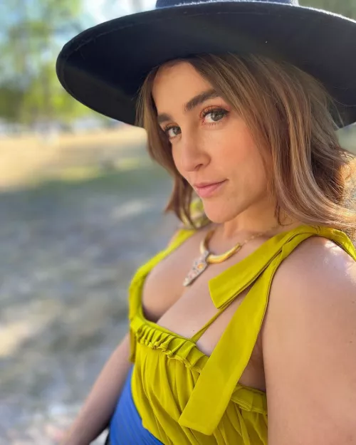 Cassandra Sanchez Navarro Cassandra Sanchez Navarro