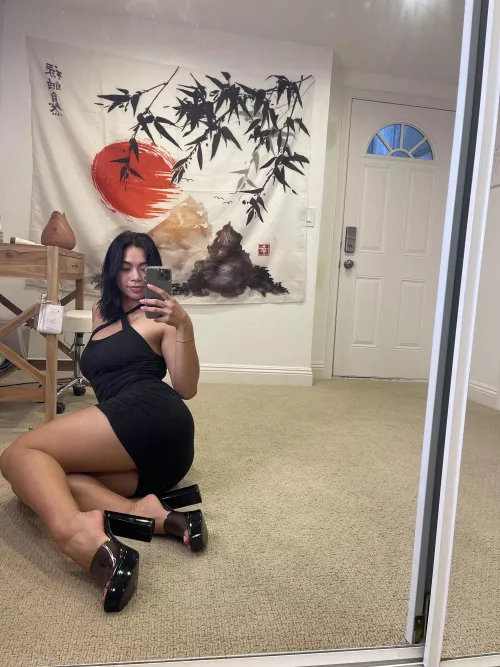 Casual Thursday selfie