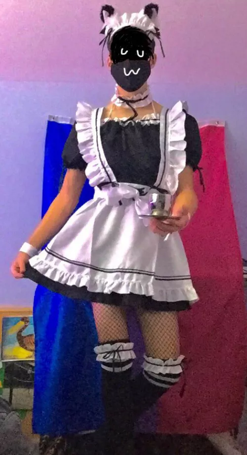 Catboi maid brings you the cup of infinite liquid. What would you like to drink in it? (Hint: it’s infinite) Catboi maid brings you the cup of infinite liquid. What would you like to drink in it? (Hint: it’s infinite)