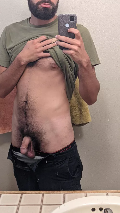 Caught a glimpse in the mirror, has to take a picture