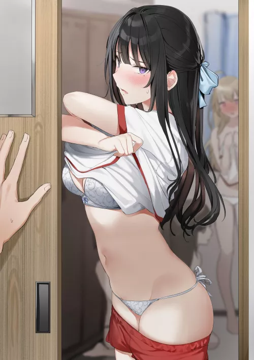 Caught her changing Caught her changing