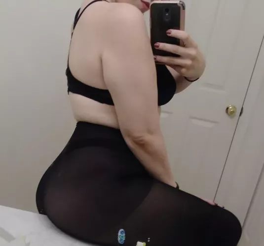 Caught my bf jerking off to my friends and high key got turned on… would love if I could get your help and compare me to my friends as well Caught my bf jerking off to my friends and high key got turned on… would love if I could get your help and compare me to my friends as well