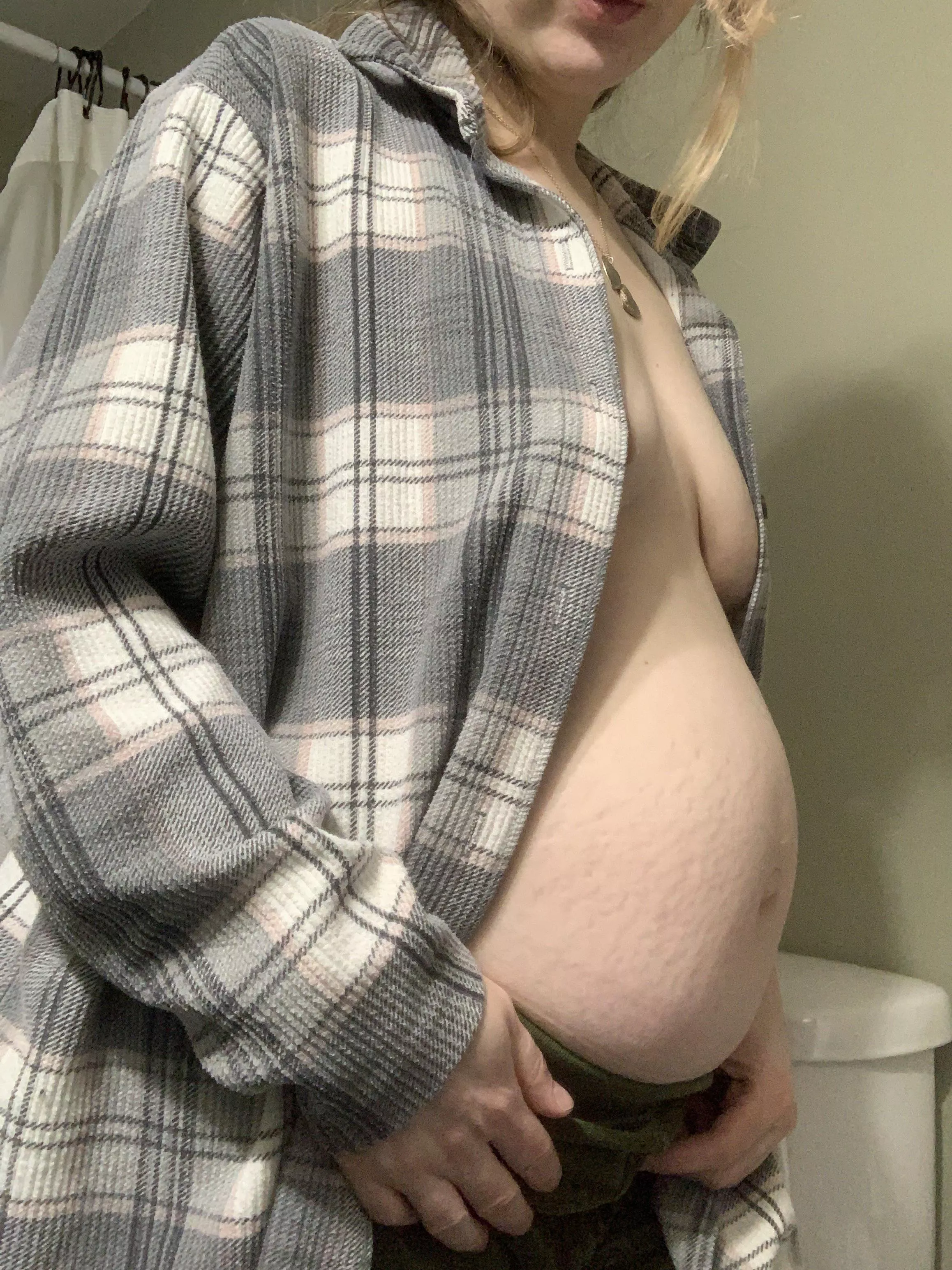 Celebrating 27 weeks ✨ Celebrating 27 weeks ✨