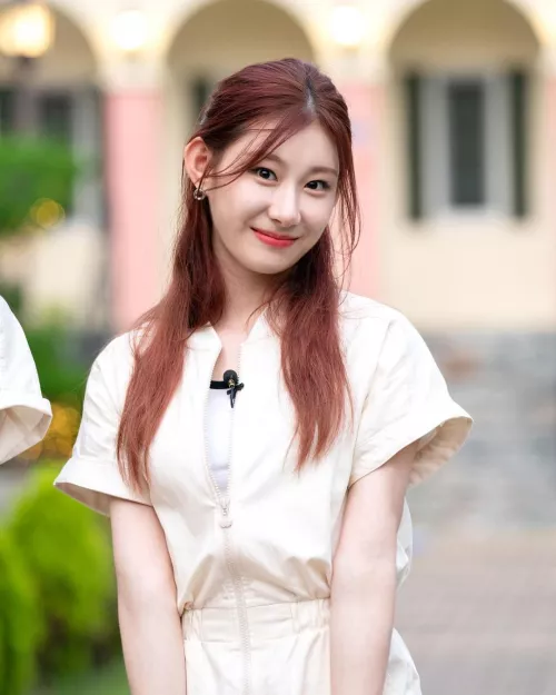 Chaeryeong Chaeryeong