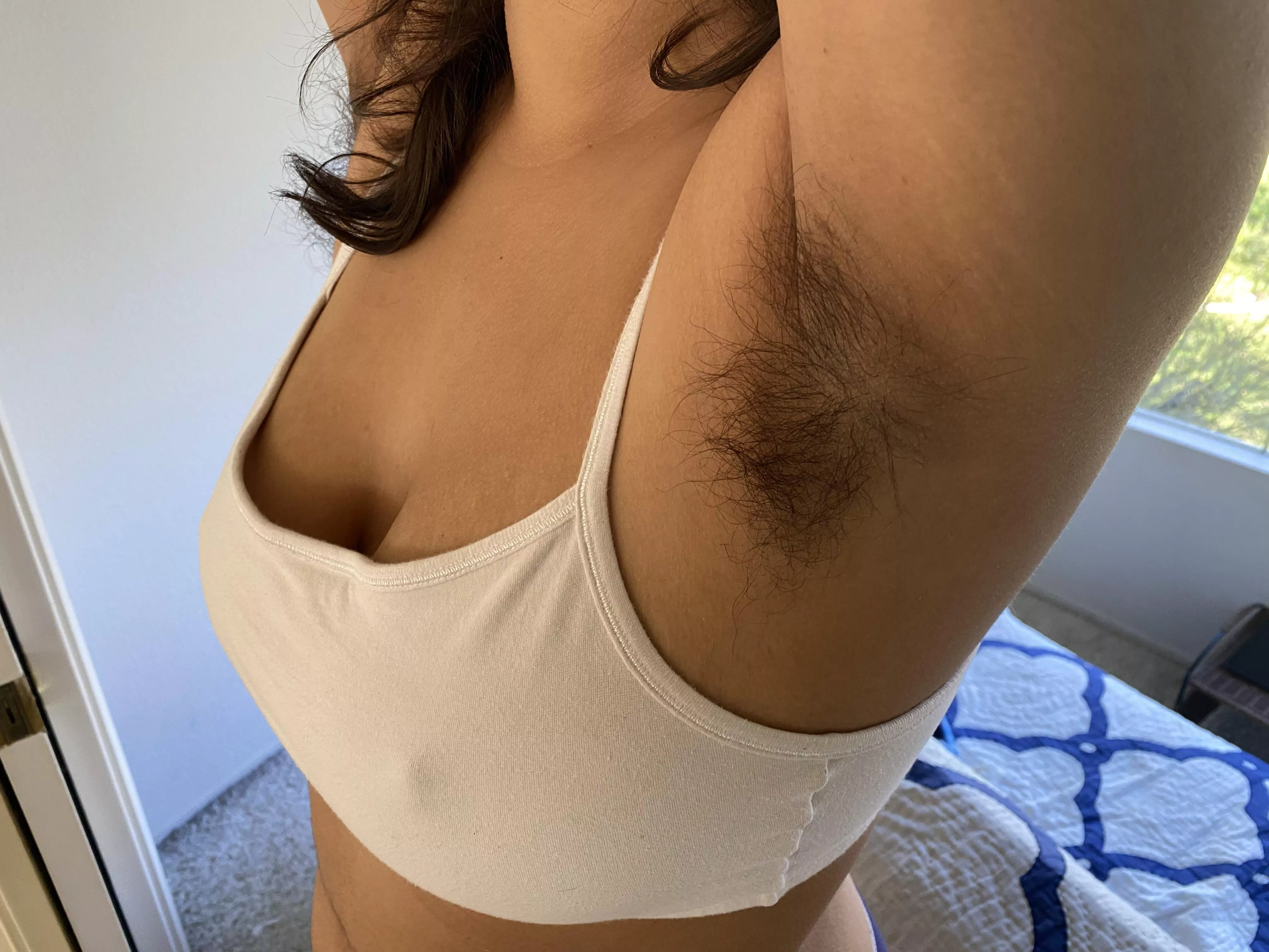 Changing a lightbulb 💡☺️