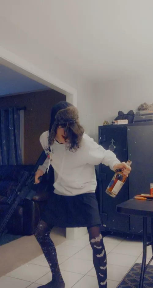 CHEEKI BREEKI CHEEKI BREEKI