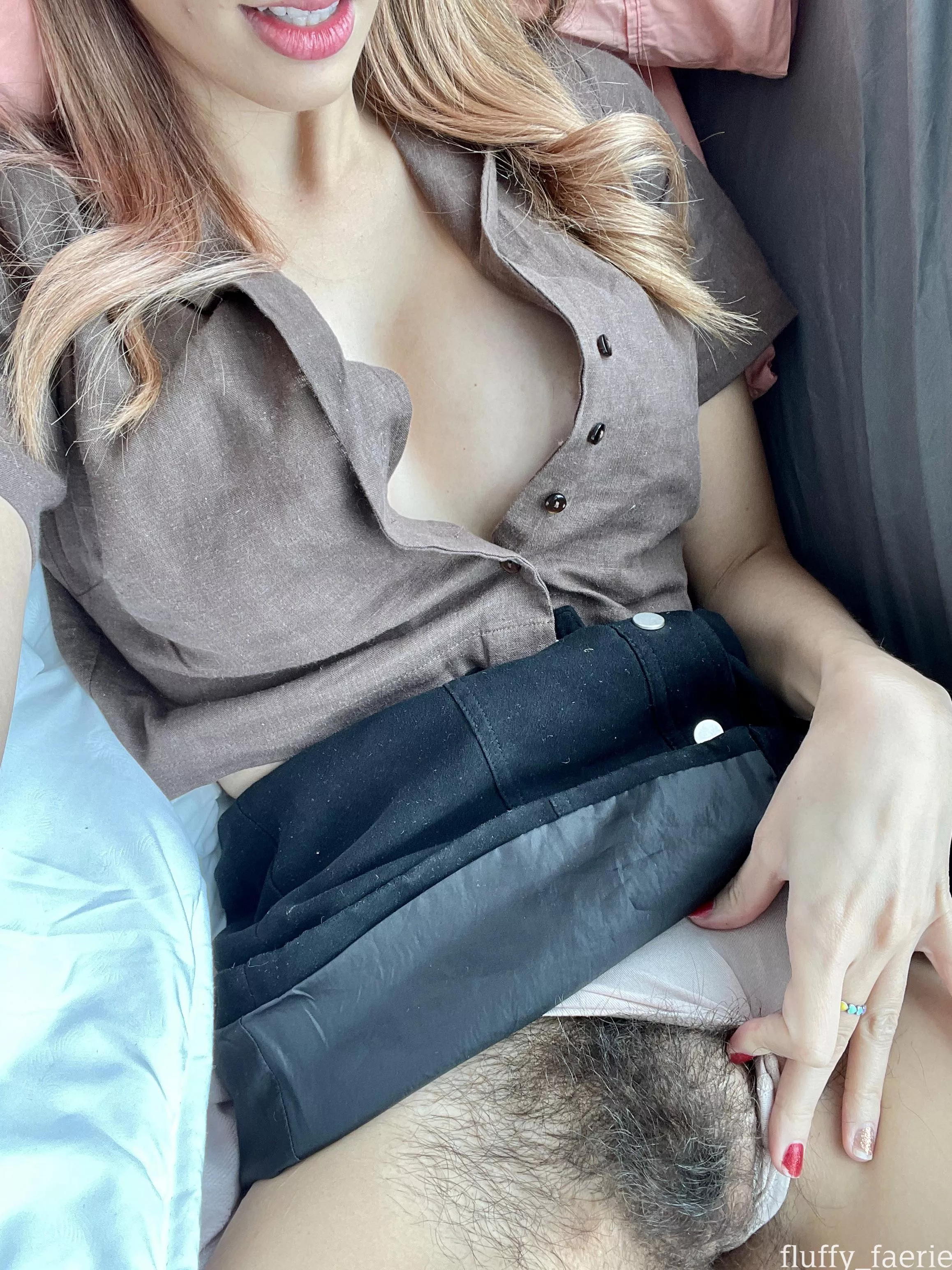 Cheeky little bush flash for you 🌿