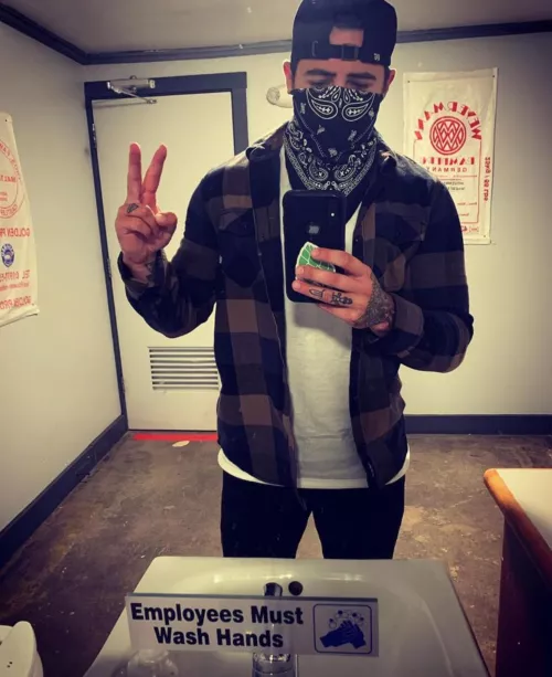 cheers to the freakin weekend ☺️