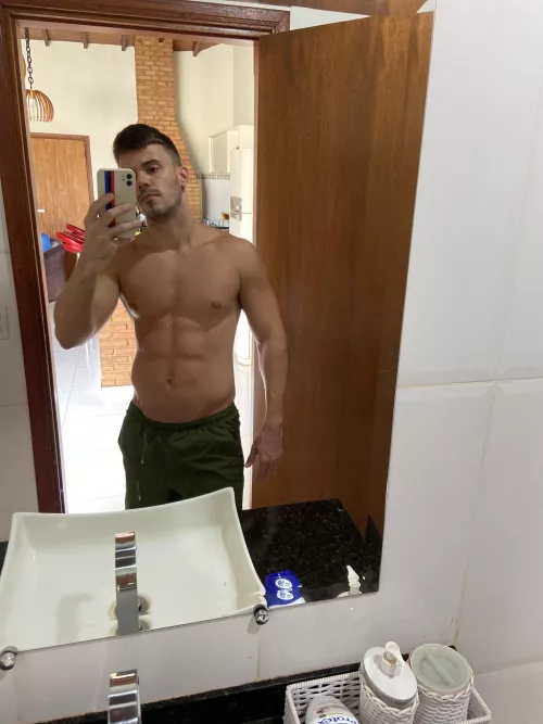 Chesting after gym. Chesting after gym.