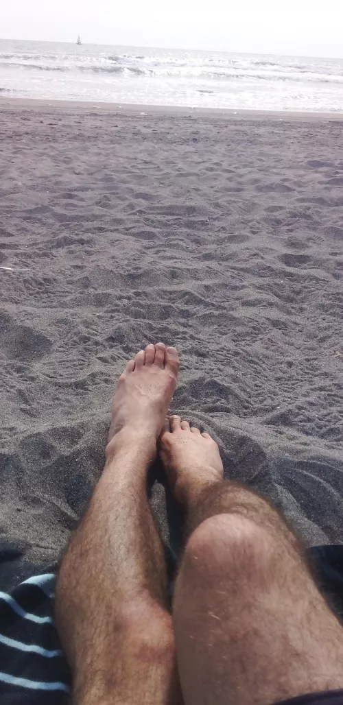 Chillin' at the beach. Who else likes to feel the warm sand on your feet?