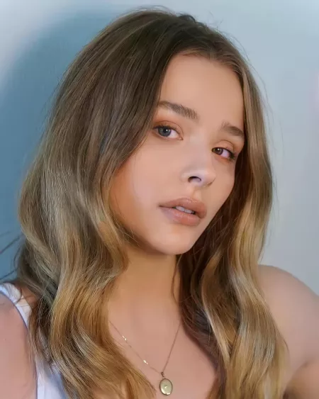 Chloe Grave Moretz would be an epic facefuck Chloe Grave Moretz would be an epic facefuck