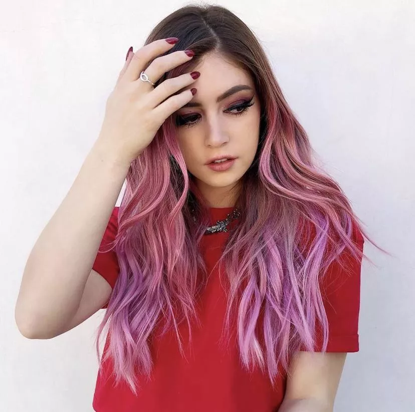 Chrissy Costanza