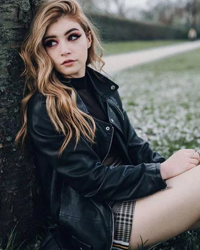 Chrissy costanza naked