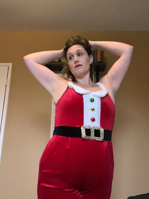 Christmas time is here and let’s get naughty 🤤❤️