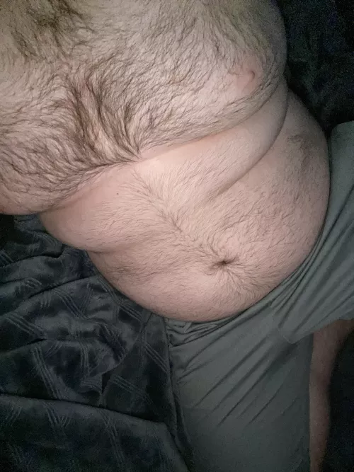 Chubby guy here looking for some new friends Chubby guy here looking for some new friends