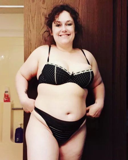 Chubby in black bikini Chubby in black bikini
