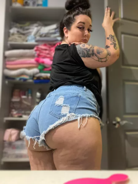 Chubby in the front and the back π½π Chubby in the front and the back π½π