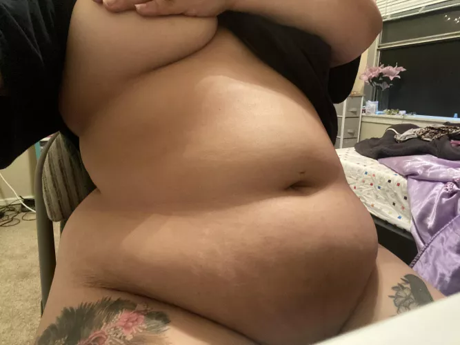 Chubby tummy with a beautiful belly button