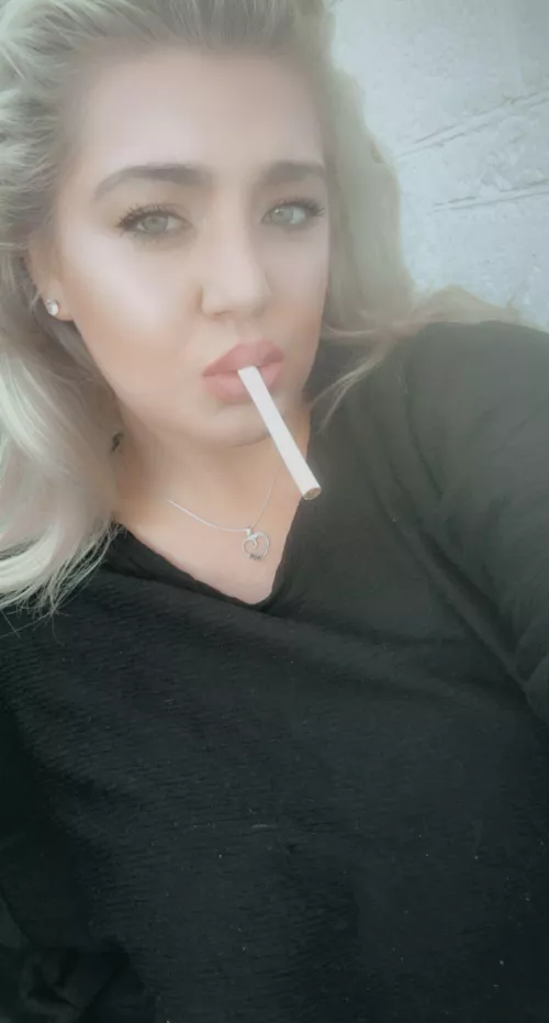 Cigarette Queen