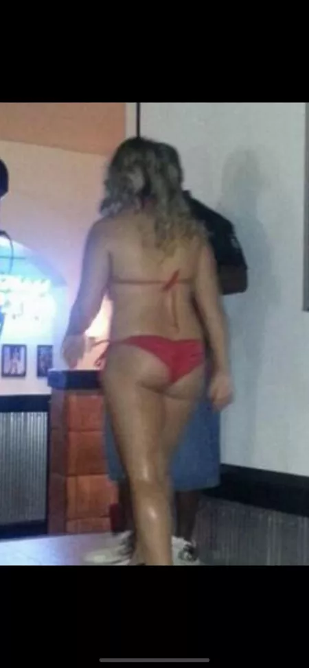 Circa 2014 in my first bikini contest ππππ Circa 2014 in my first bikini contest ππππ