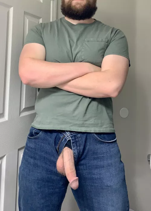 Classic dad outfit. [35]