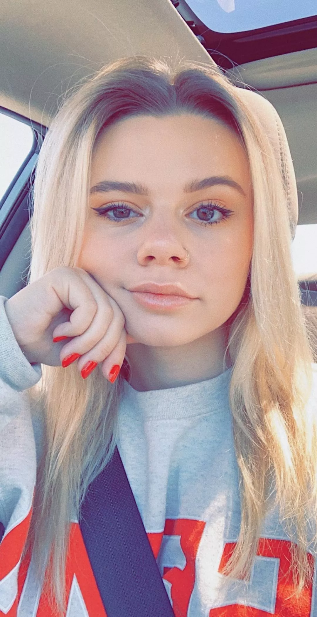 Classic red on Andie, 25