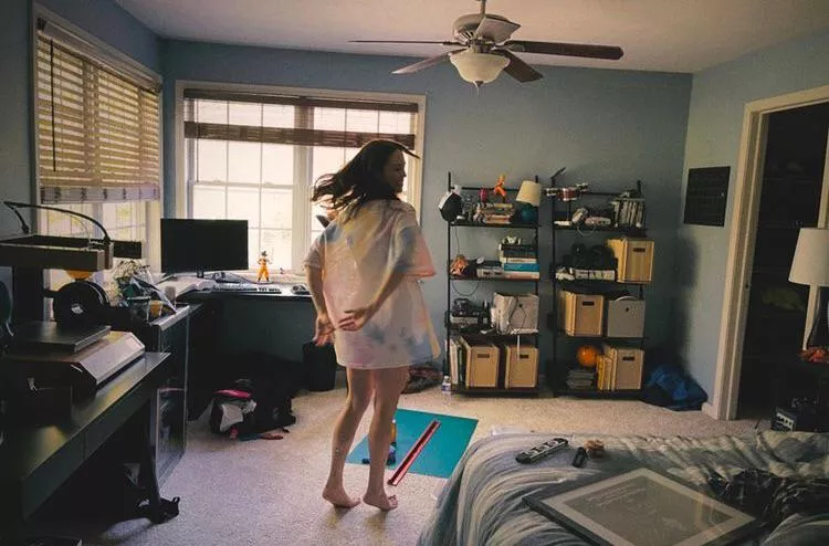 Claudia Sulewski Claudia Sulewski