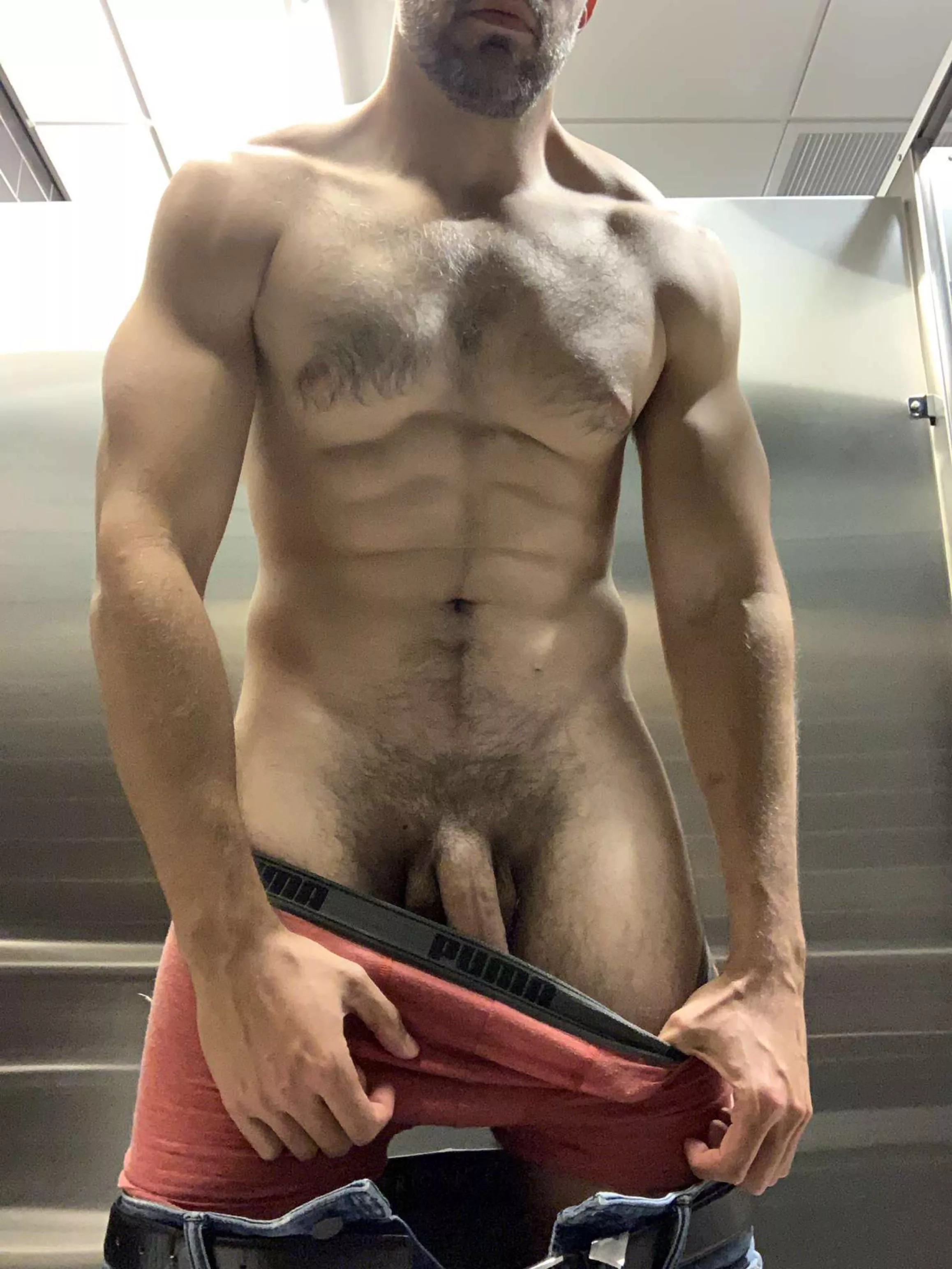 Clothes should be optional Clothes should be optional