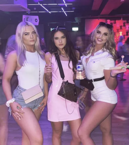 Club Club
