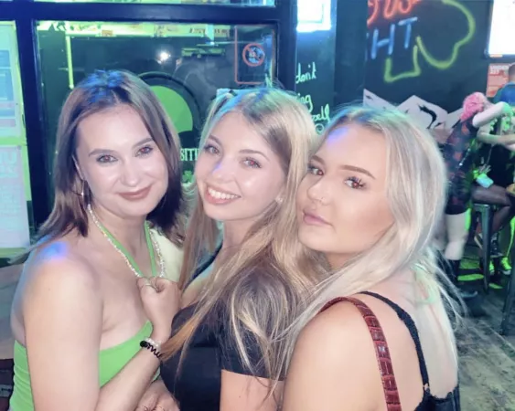 Clubbing Clubbing