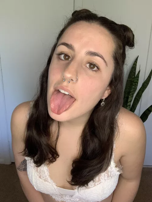 coat my tastebuds with your cum💦