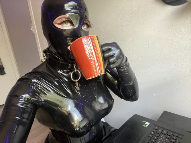 Coffee and Latex π€€ (OC)
