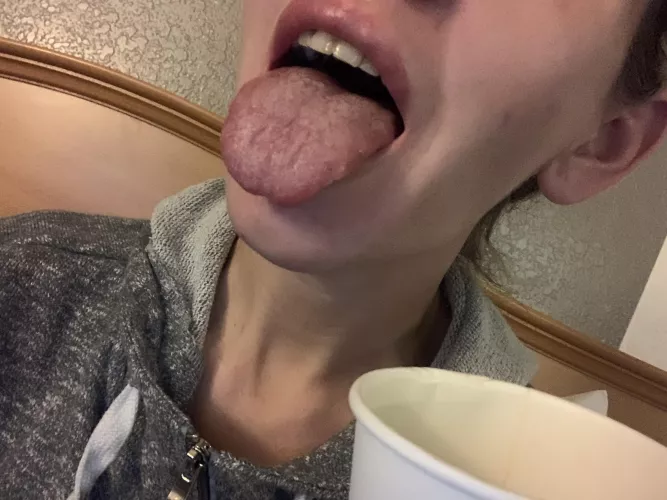 Coffee and tongues