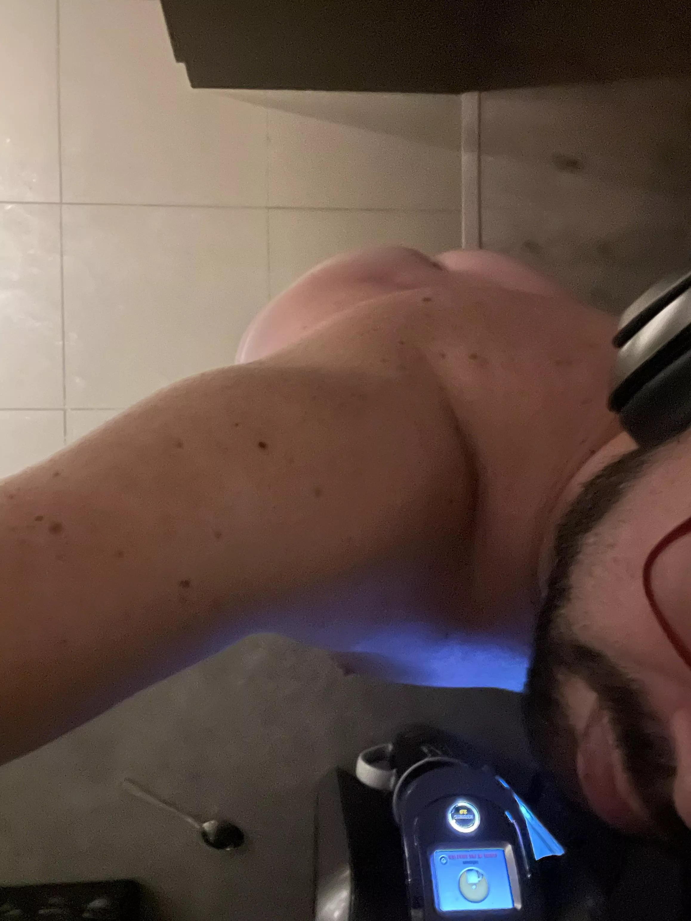 Coffee in the making. Happy friday 😘