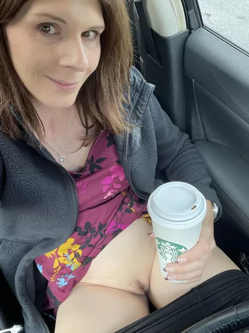 Coffee warms me up…hopefully this pic warms you up (40F)