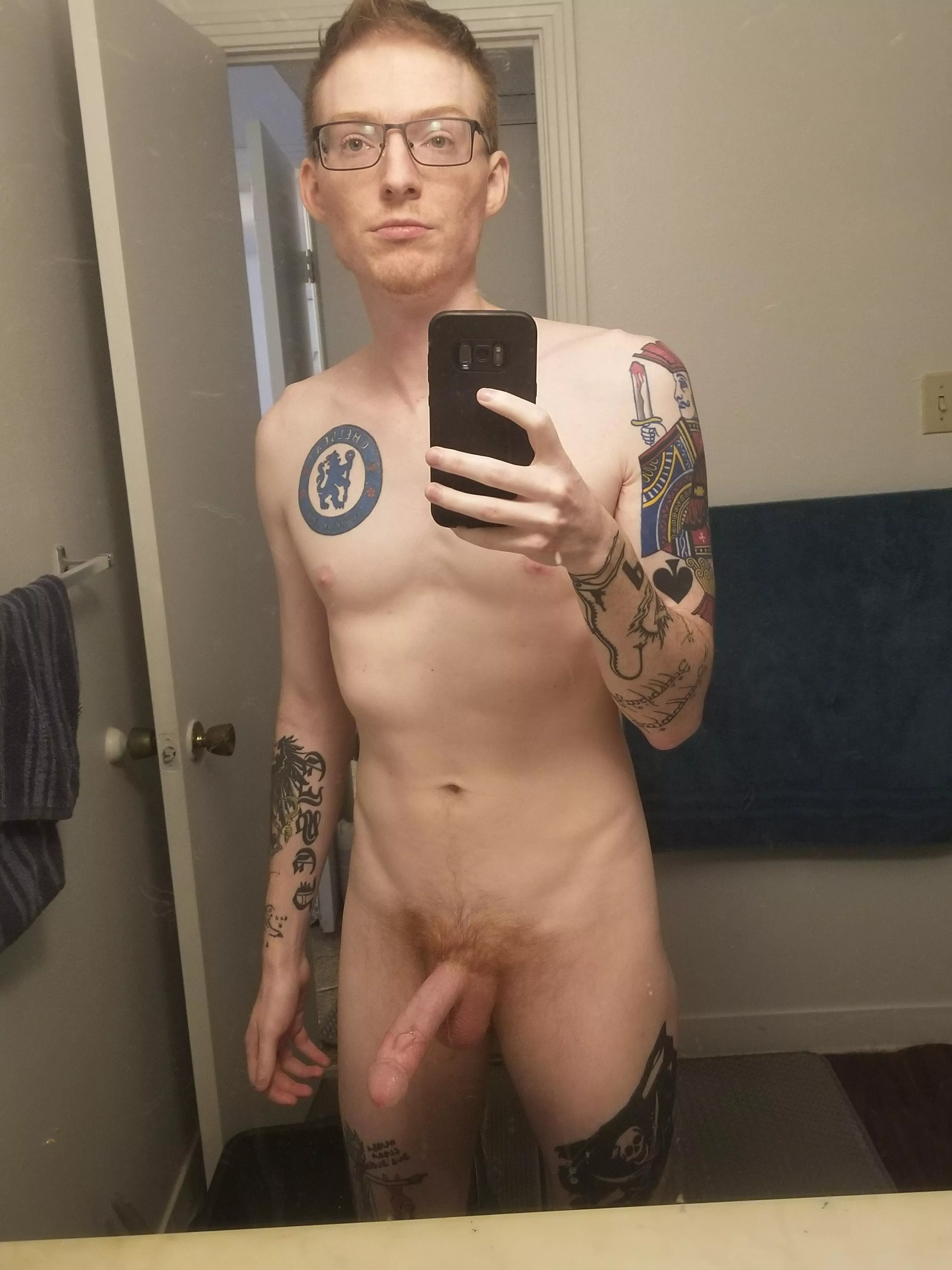 Cold lonely day over here. I need someone to come keep me company whilst we watch the NFL playoffs. 😜