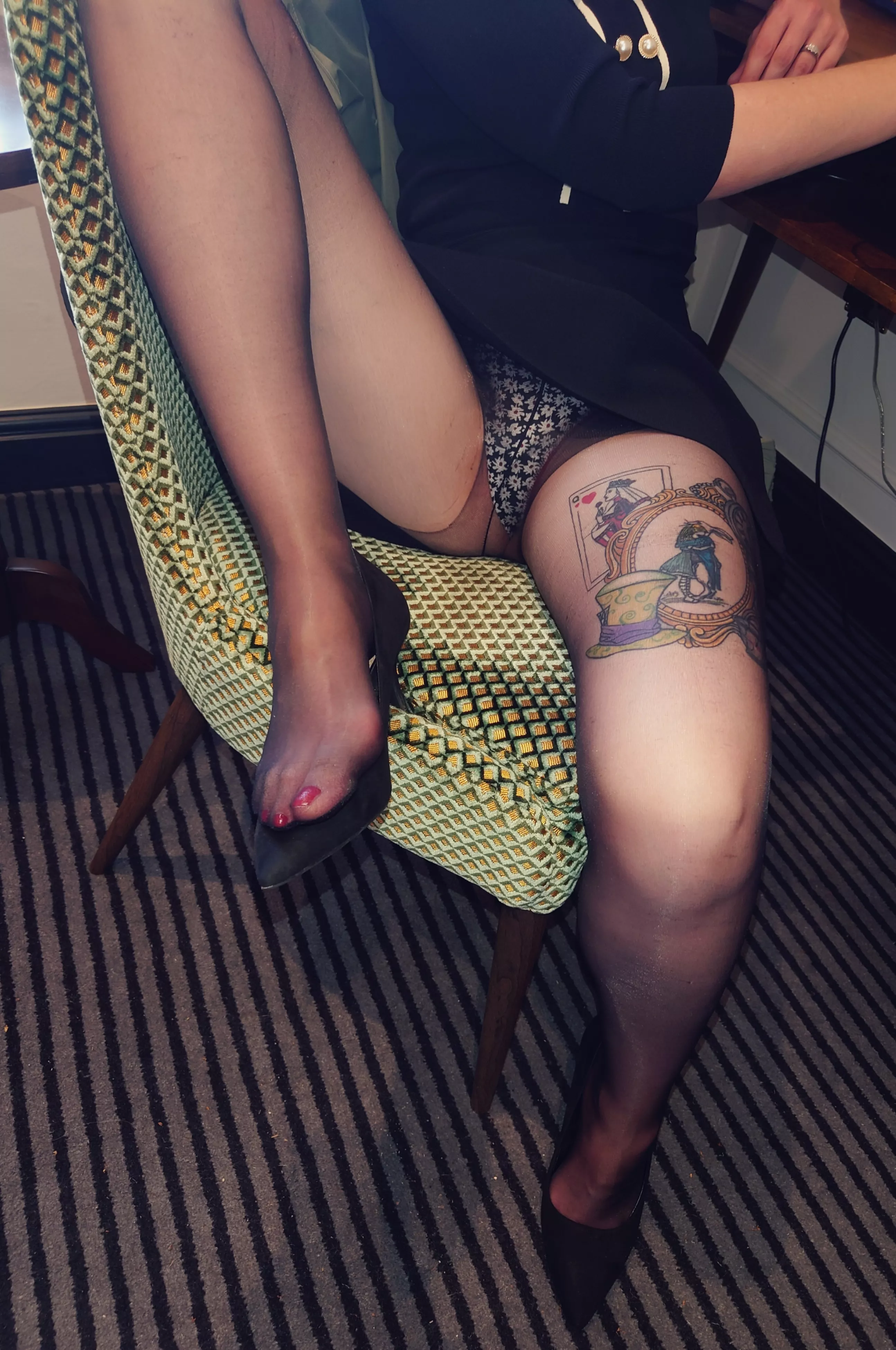 Come and lick my pantyhose 💦 xxx Come and lick my pantyhose 💦 xxx