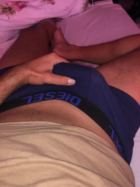 Come and play with me π
