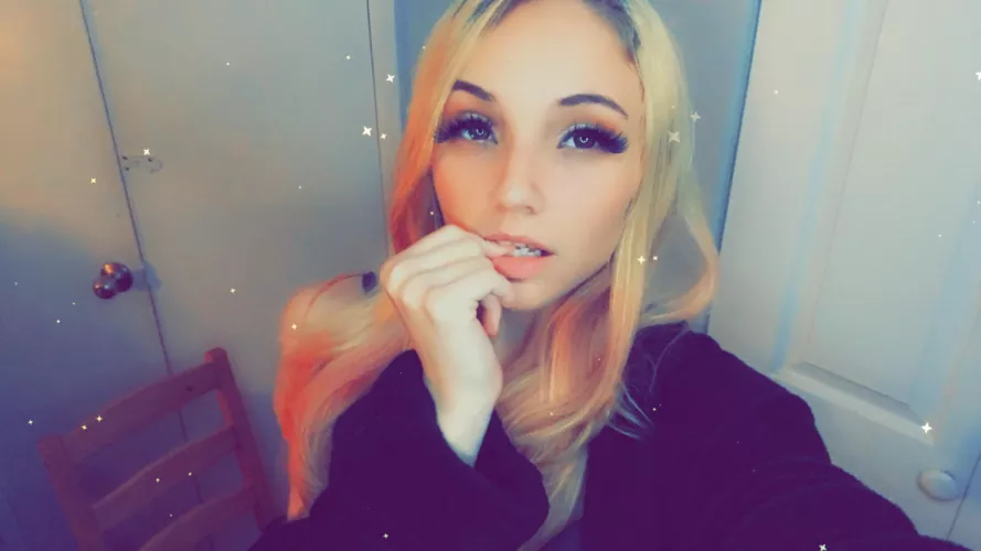 Come Chill With Me ?? at 8pm CT