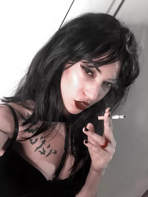 Come closer. I donโt bite