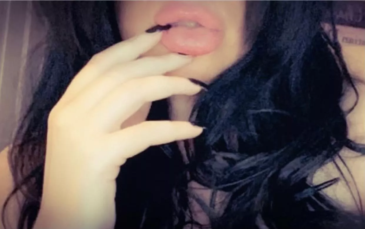 Come closer Come closer